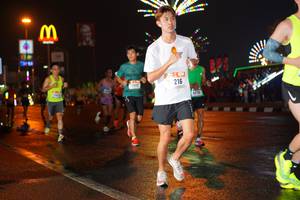 BIB: 216
                            <button type="button" onclick="openModal(16181790)" class="btn btn-primary btn-sm float-right btn-popup" data-toggle="modal" data-target=".modal-high-quality">
                        <i class="fas fa-shopping-cart"></i> Add to Cart
                    </button>
                                            <button type="button" onclick="isThisMe(16181790, true)" class="btn btn-success btn-sm float-right btn-popup btn-isme hidden" data-toggle="tooltip" data-placement="bottom" title="นี่คือรูปของคุณใช่ไหม คลิกที่นี่เพื่อเอาเข้าอัลบั้ม">
                        <i class="fas fa-plus"></i> Add to album
                    </button>
                    <button type="button" onclick="isThisMe(16181790, false)" class="btn btn-warning btn-sm float-right btn-popup btn-isnotme hidden">
                        <i class="fas fa-ban"></i> Remove from album
                    </button>